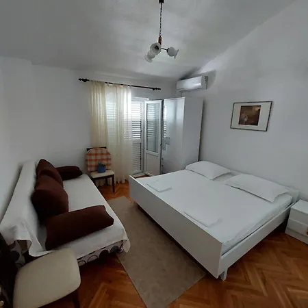 Apartamento Grozdic Makarska