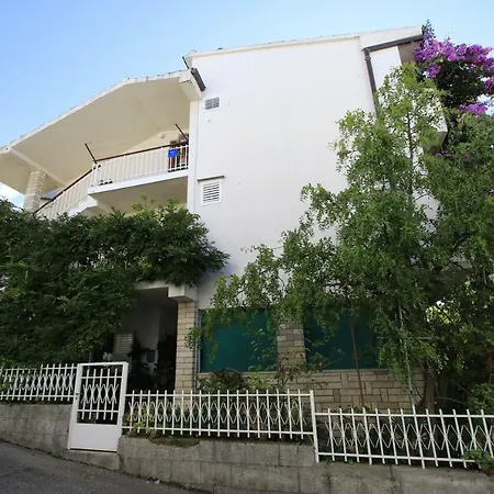 Grozdic Apartment *