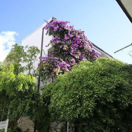 Apartment Grozdic Makarska