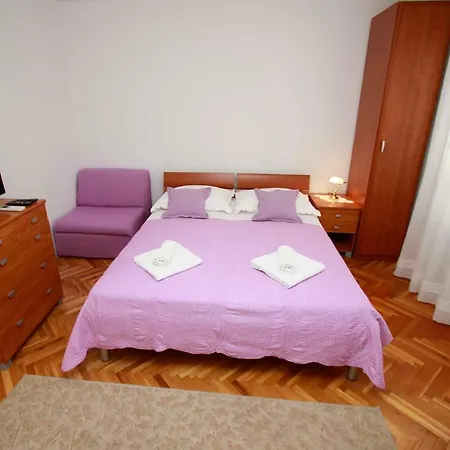 Grozdic Appartement Makarska